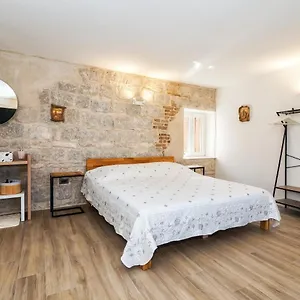 Sweet Luri , Split Croatia